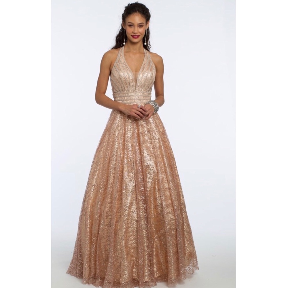 BRAND NEW 2019 CAMILLE LA VIE PROM DRESS, NOT WORN